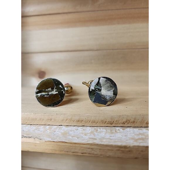 Two Miniature Pewter Angel Candleholders 1 7/16 Inches High - Picture 5 of 5